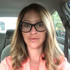 Meet your Posher, Angela